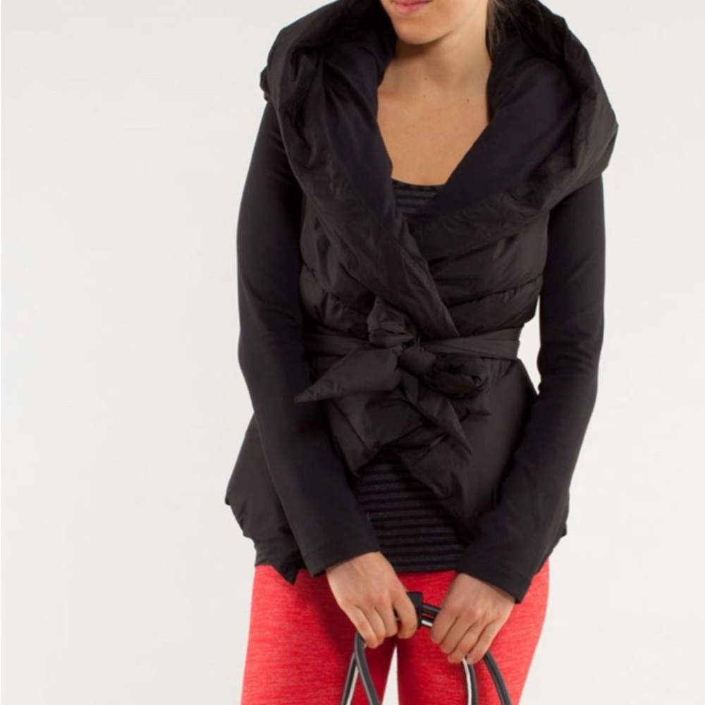 Lululemon Down to the Studio Jacket - Black size 4